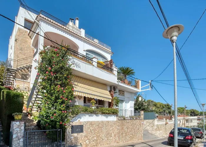 Ingrid Tu Oasis De Luz Y Silencio Апартаменти