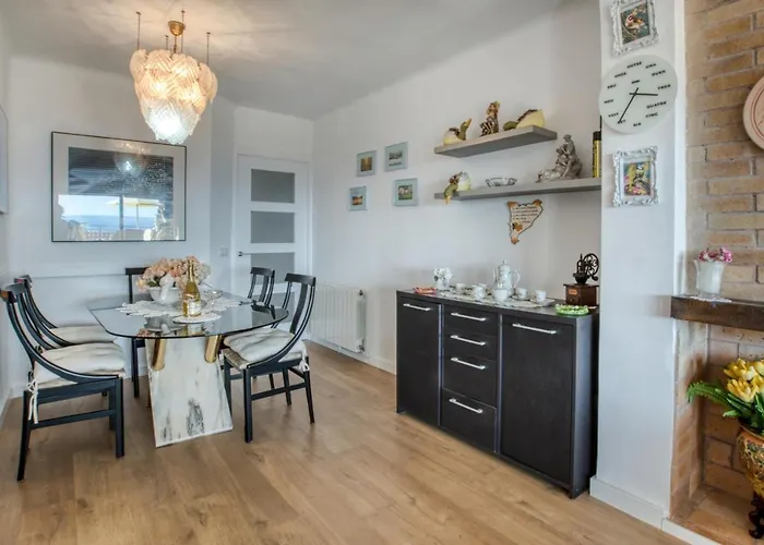 Ingrid Tu Oasis De Luz Y Silencio