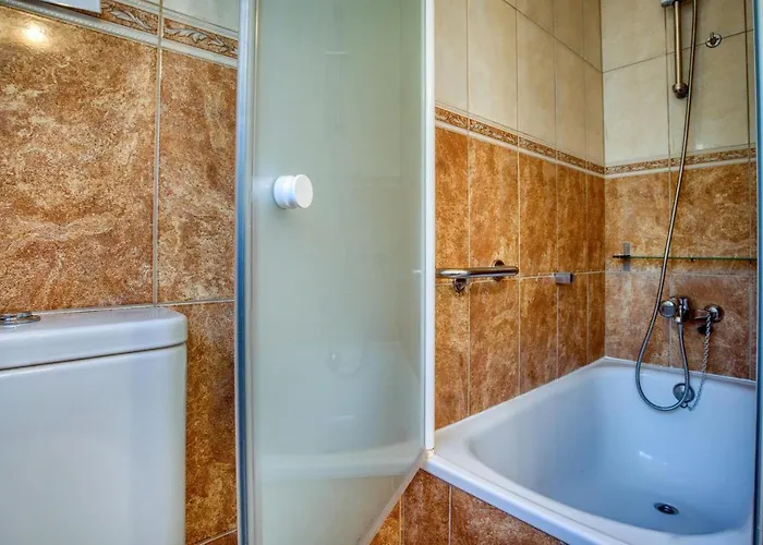 Ingrid Tu Oasis De Luz Y Silencio Платжа-д'Ару